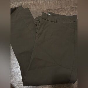 Old Navy Women's Dark Olive Skinny Pants